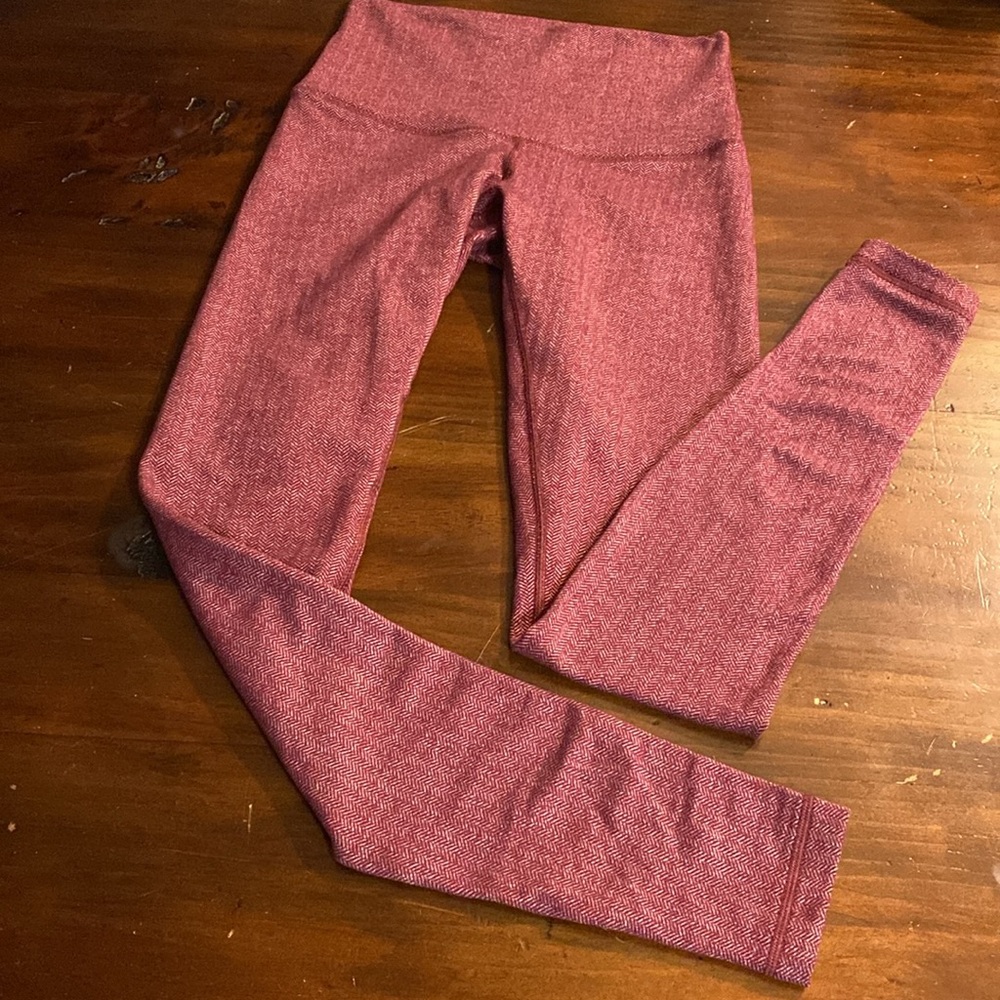 LULULEMON FULL LENGTH TEXTURED HIGH WAISTED LEGGINGS🖤